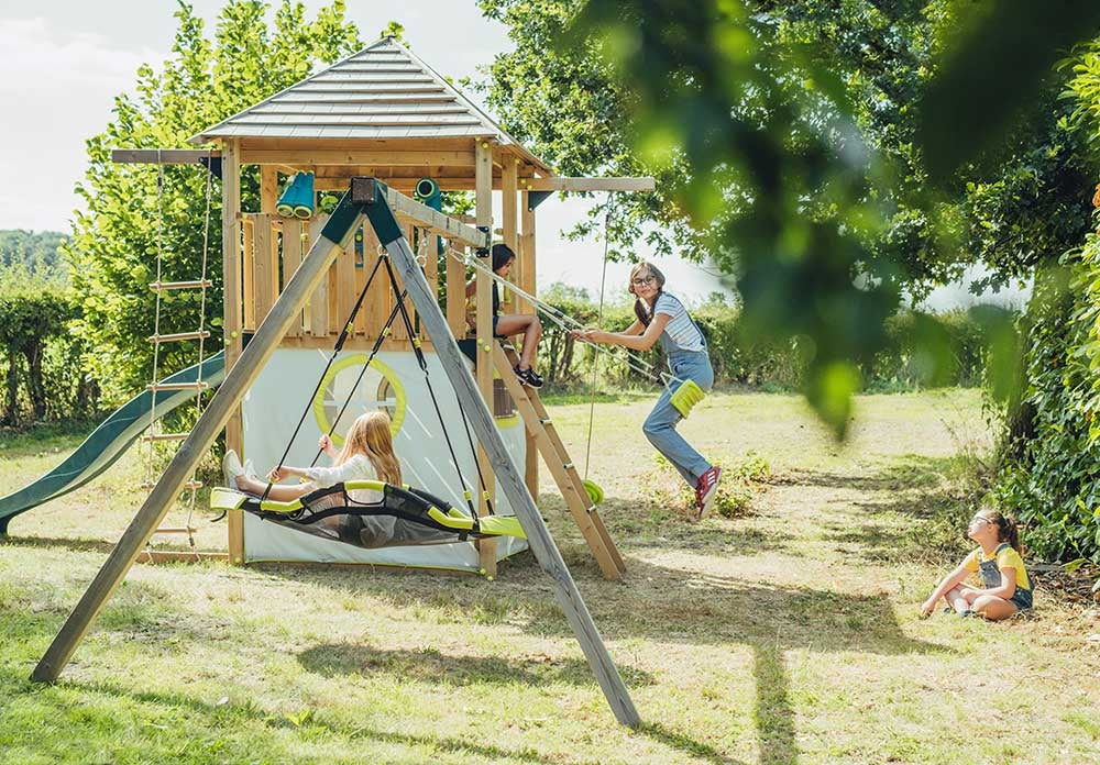 Plum Warthog Wooden Playcentre