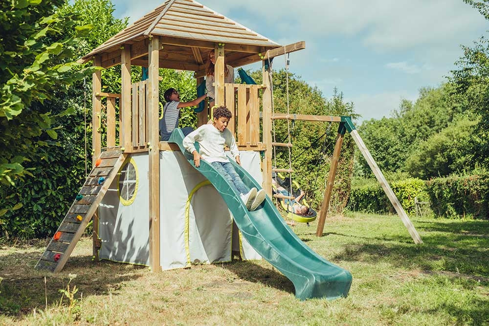 Plum Warthog Wooden Playcentre