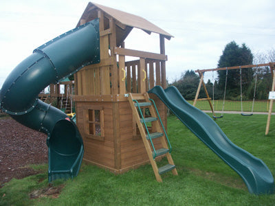 Creative Playthings Williamsburg with Playhouse Set 4