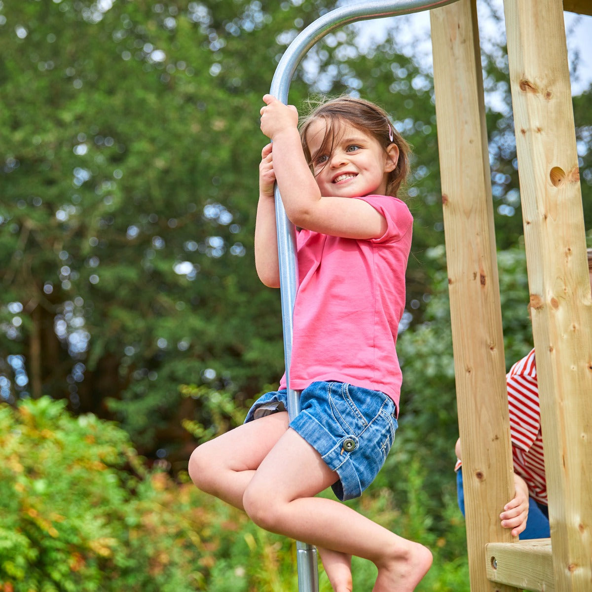 tp Castlewood Ludlow Wooden Climbing Frame with Single Swing Arm and Slide