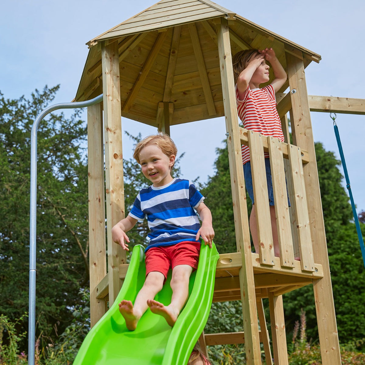 tp Castlewood Ludlow Wooden Climbing Frame with Single Swing Arm and Slide
